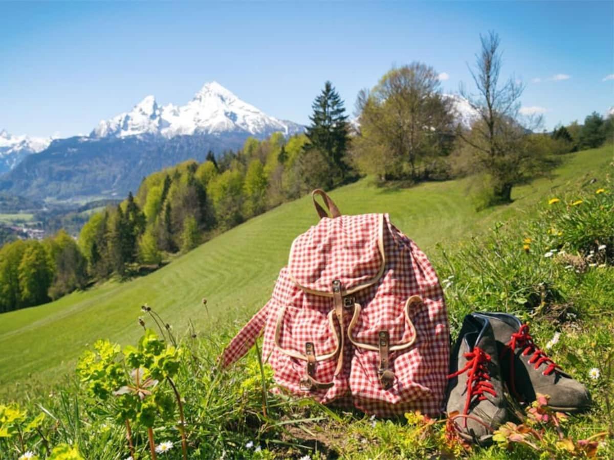 Bed And Breakfast - Die Aelplersuit Fuer Backpackers Im Berghuesli Linthal 外观 照片