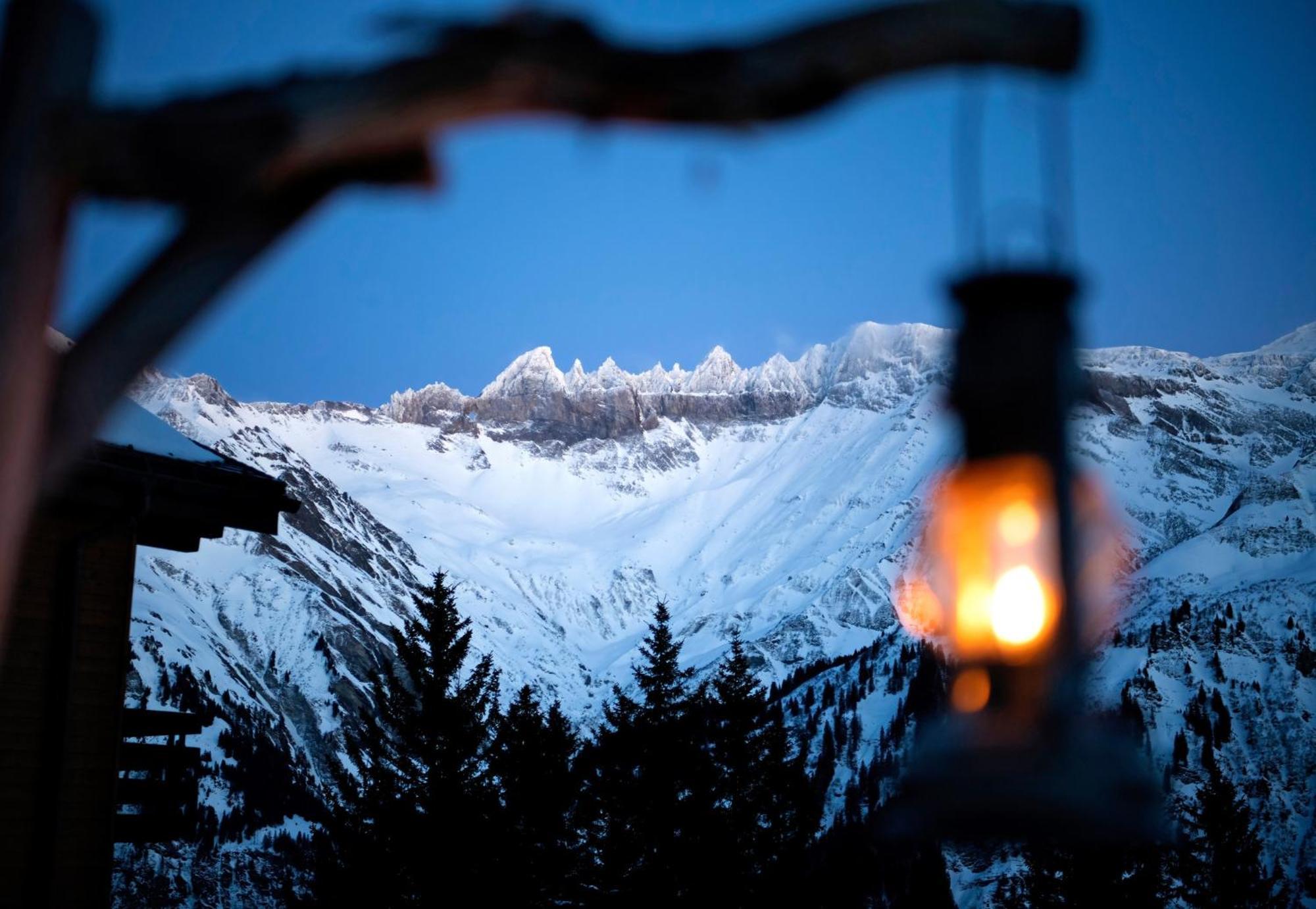 Bed And Breakfast - Die Aelplersuit Fuer Backpackers Im Berghuesli Linthal 外观 照片