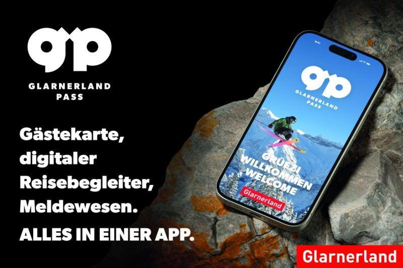 Bed And Breakfast - Die Aelplersuit Fuer Backpackers Im Berghuesli Linthal 外观 照片